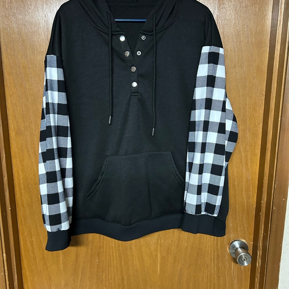 SHEIN Black and Gray Sweatshirt with Plaid Sleeves